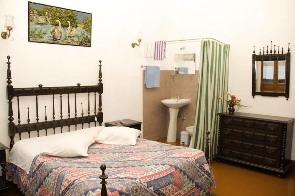 Monte Sinai Guest House Porto Eksteriør bilde